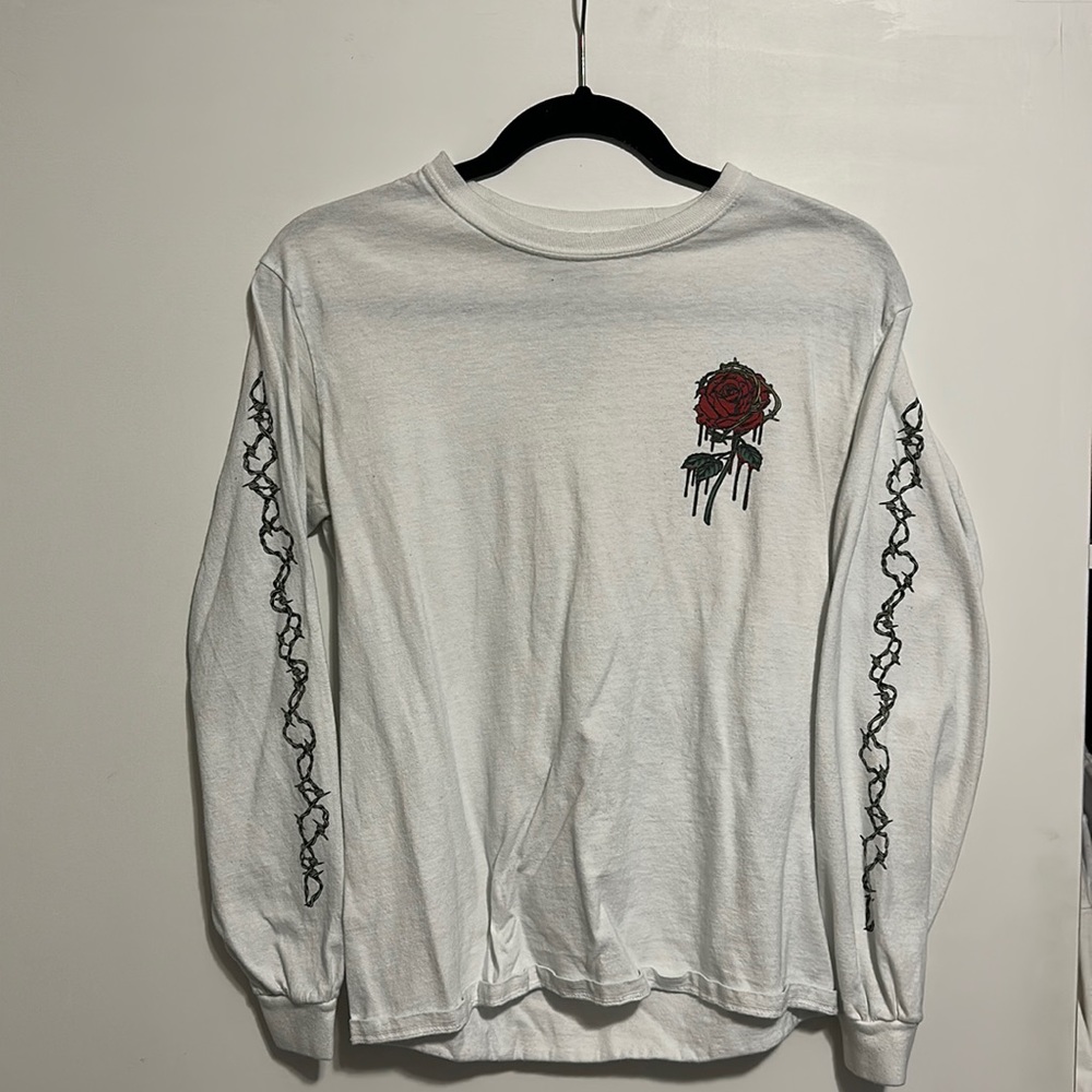 Small Empyre bleeding rose shirt